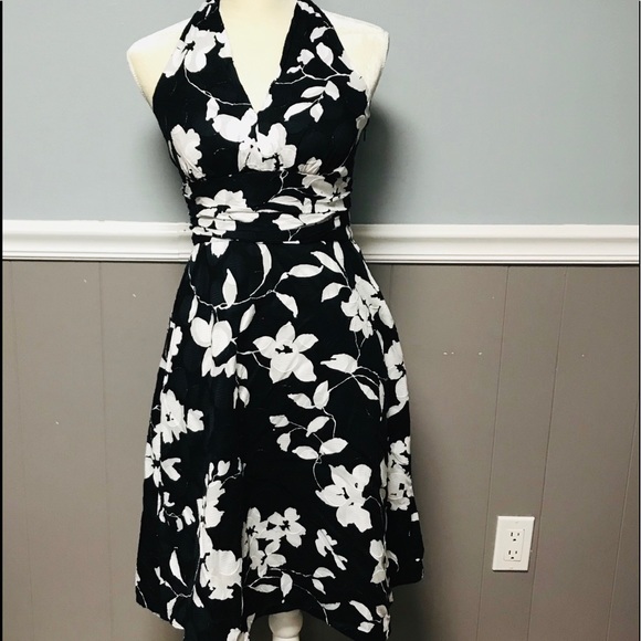 PS...Style Floral Dress - Picture 2 of 8